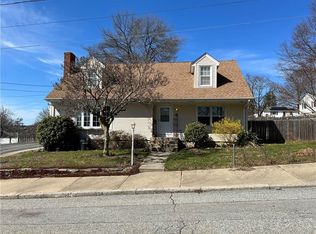 32 Luke St, PROVIDENCE, RI 02904