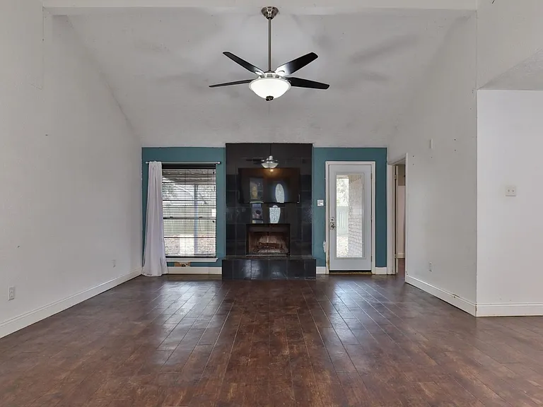 3 Ranch House Loop — Photo 3