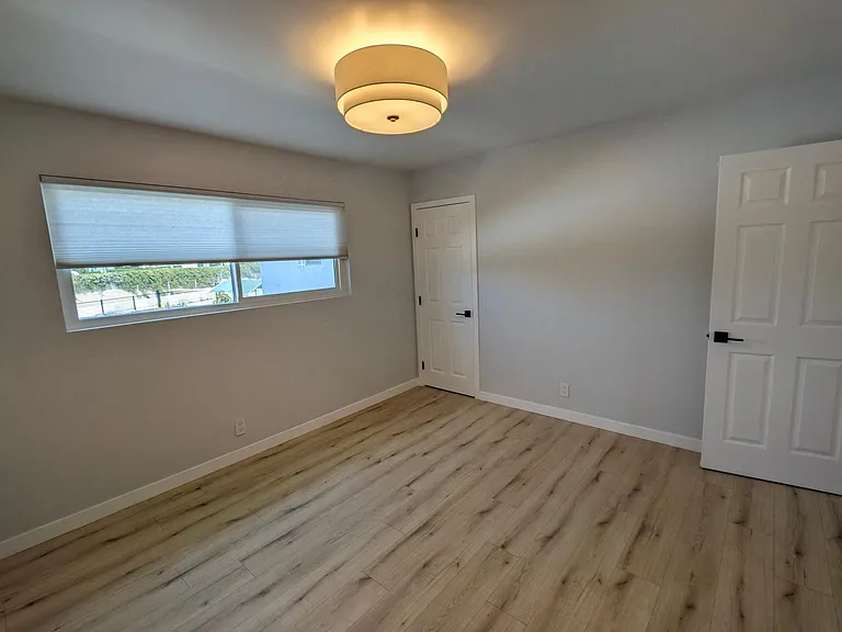 809 S 4th St #6 — Photo 13