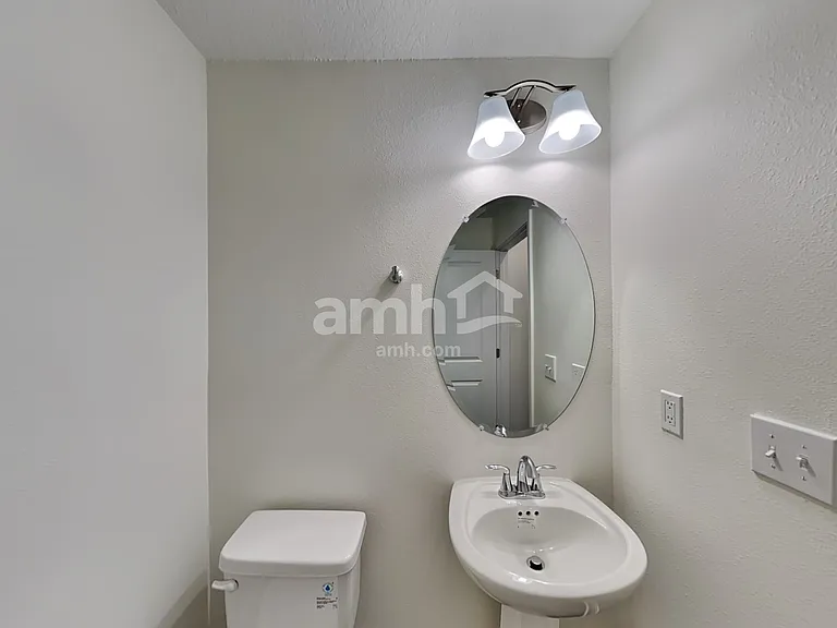 22485 Bellini Cir — Photo 11