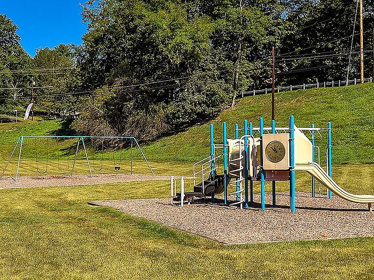 Outdoor Play Zone