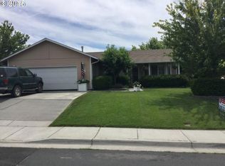 950 E Newport Ave, Hermiston, OR 97838