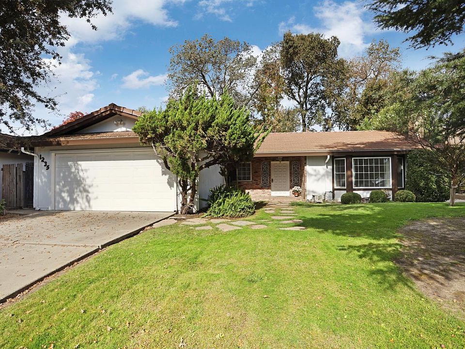 1st image of 1235 Briarwood Way