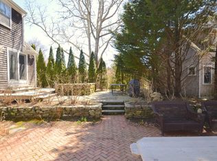 66 Curtis Ln, Edgartown, MA 02539