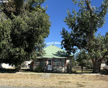 240 D St, North Powder, OR, 97867