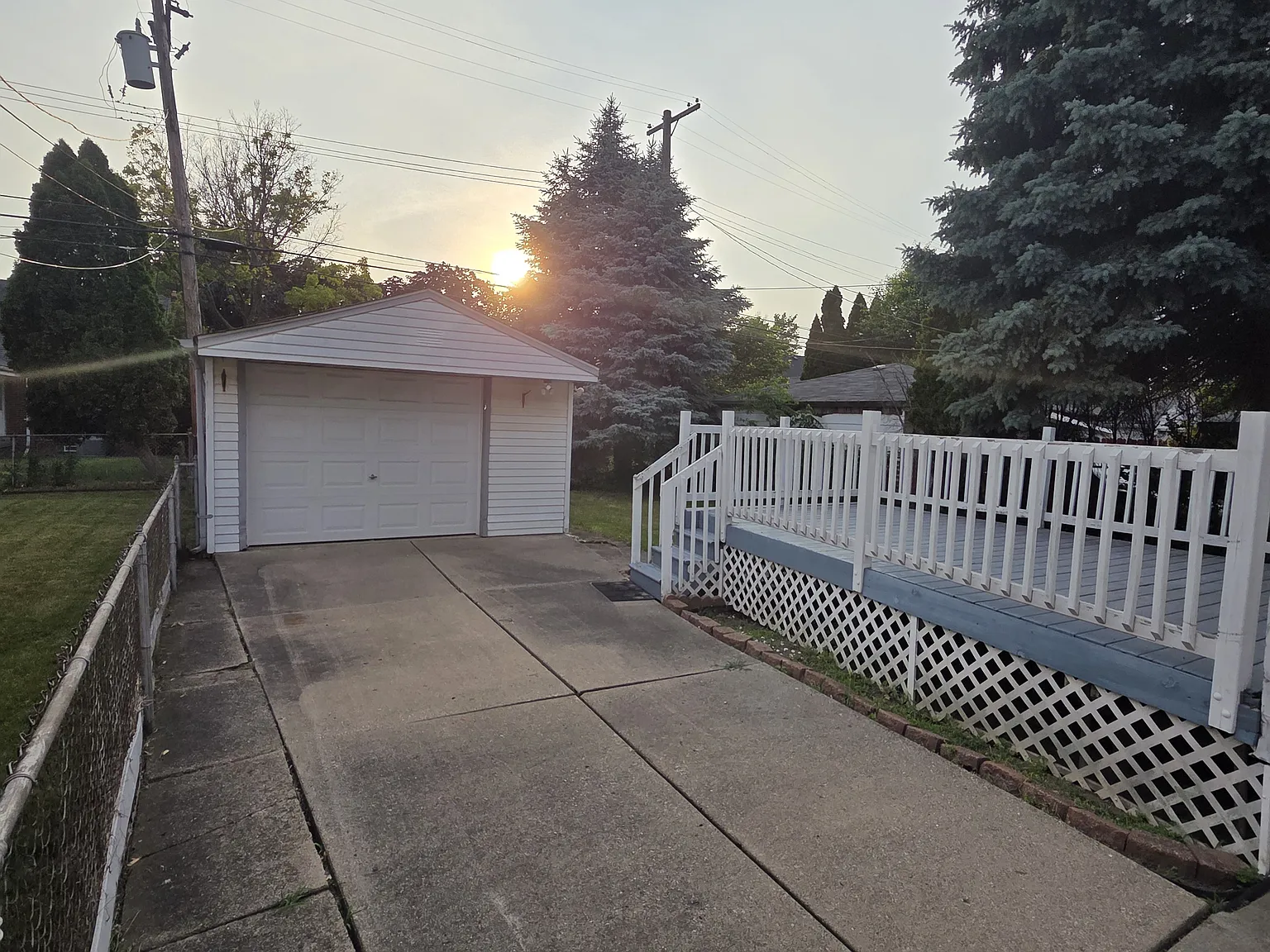2 bed, $1,400 — Photo 2