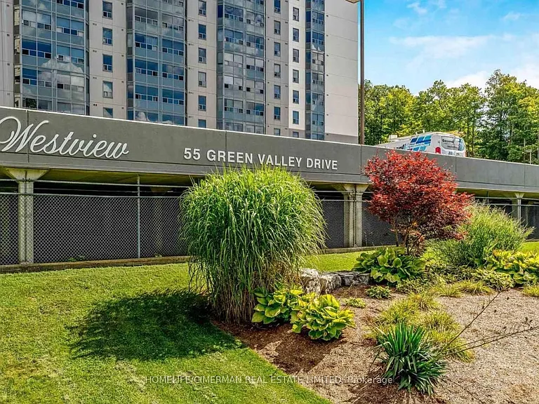 55 Green Valley Dr #804 — Photo 2