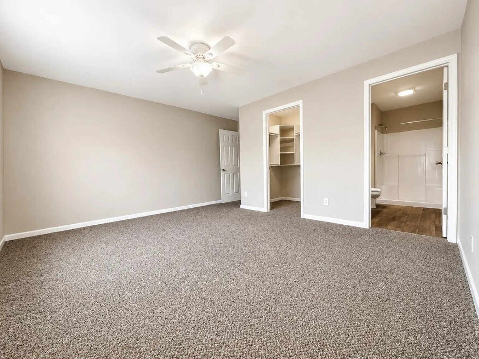 2 bed, 1650 sqft, $2,125 — Photo 4