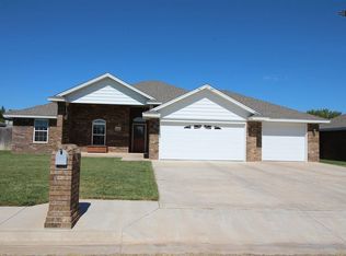 2300 Ralph Boone, Clovis, NM 88101