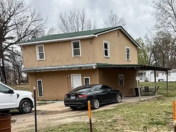 402 Shady Acres Dr, Meredosia, IL 62665