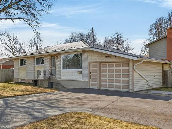 67 Sunset Blvd, Cambridge, ON N1S 1A9