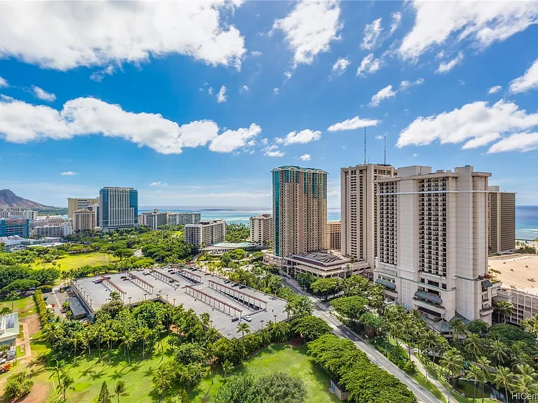1910 Ala Moana Blvd #28C — Photo 3