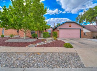 6909 Bangor Ave NW, Albuquerque, NM 87120