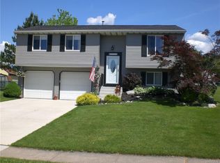 3615 Eric Trl, Blasdell, NY 14219