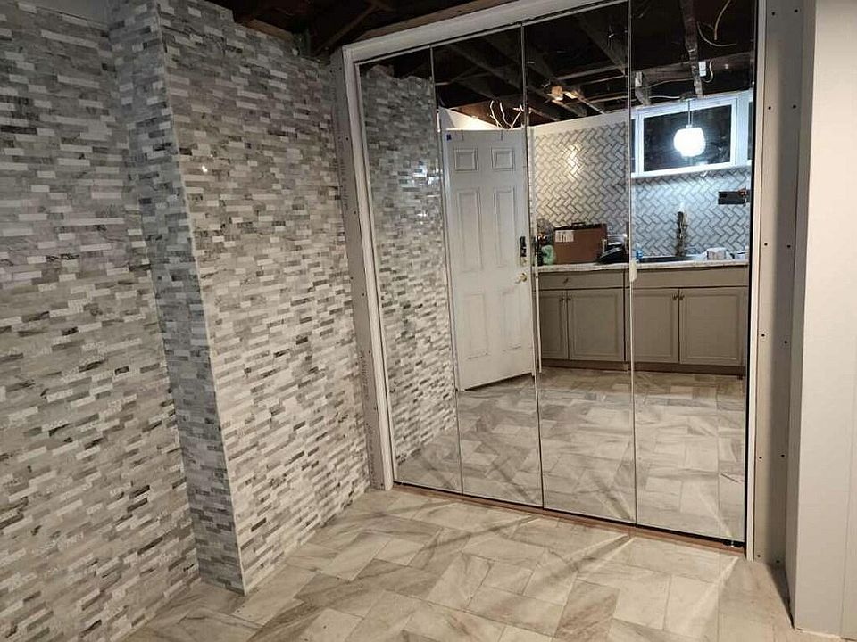 2nd image of 17 Hibriten Dr