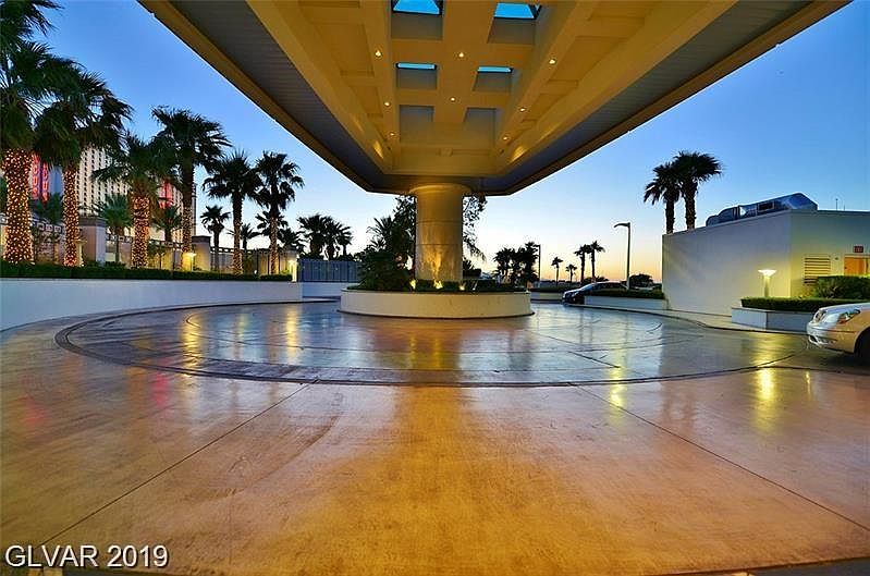 2nd image of 2700 Las Vegas Blvd S Unit 2506