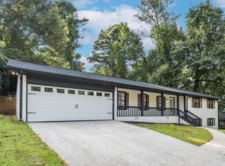 3090 Saint Helena Dr, Tucker, GA 30084