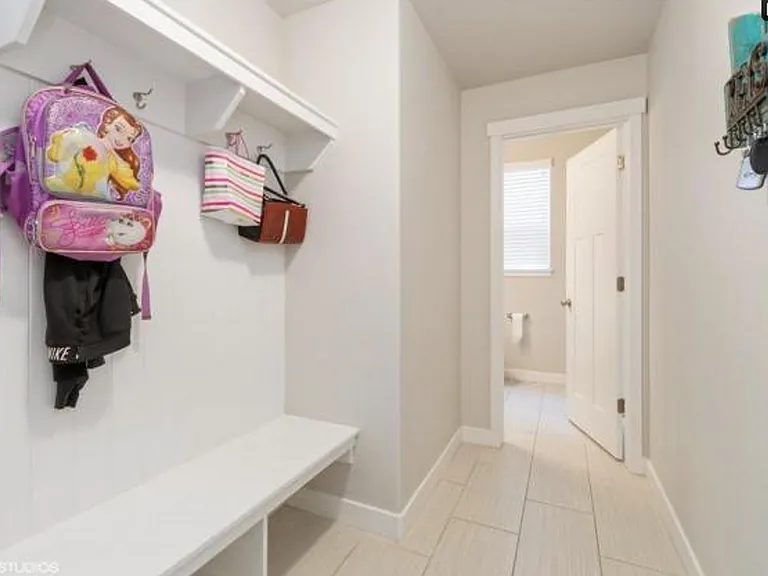 481 E Rue Cournot — Photo 12