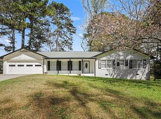 2142 Colonial Oak Way, Stone Mountain, GA 30087