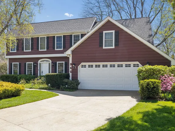946 Montgomery Ct, Naperville, IL 60540