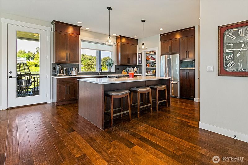 4th image of 4446 Decatur Drive