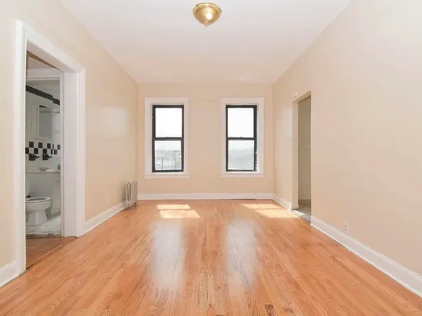 1770 East 172nd Street image 1 of 7