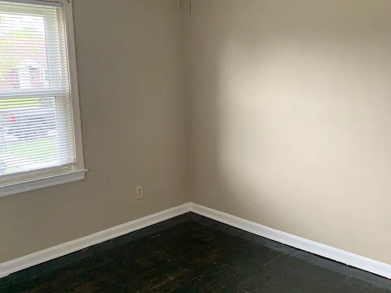 546 Butler Ave — Photo 24