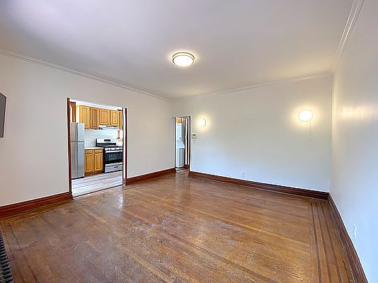 3rd image of 578 7th Ave #2