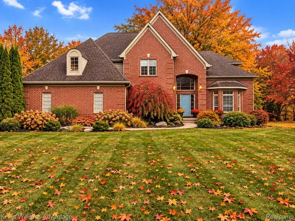 2459 Overbrook, Highland, MI 48357