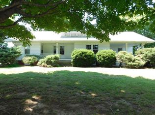 10120 Coffeen Rd, Hillsboro, IL 62049