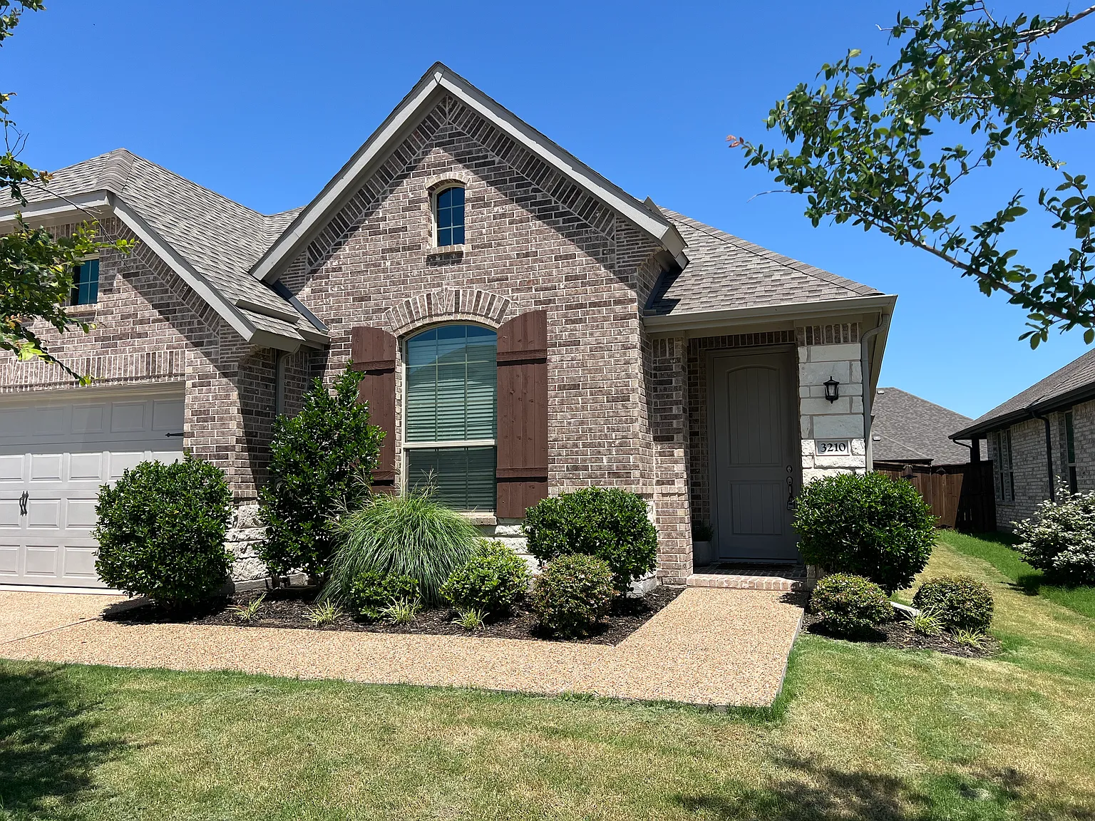 3210 Mattie Grey Ln — Photo 2