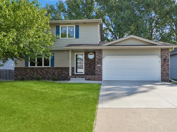 705 NW Stratford Ct, Ankeny, IA 50023