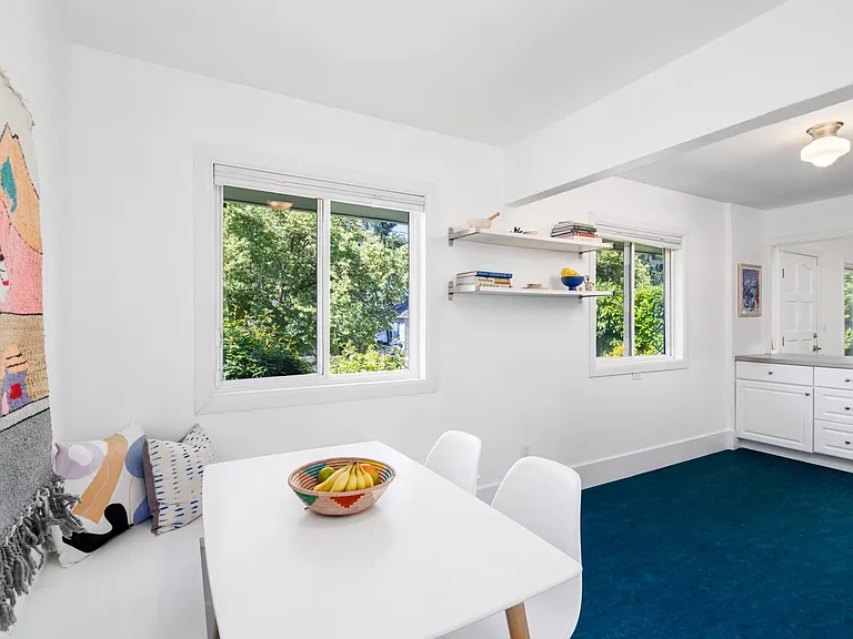 2644 N Baldwin St — Photo 9