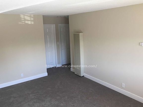 5th image of 4351 Hamilton Ave APT 4