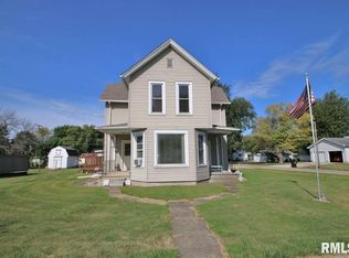 323 N Locust St, Toluca, IL 61369