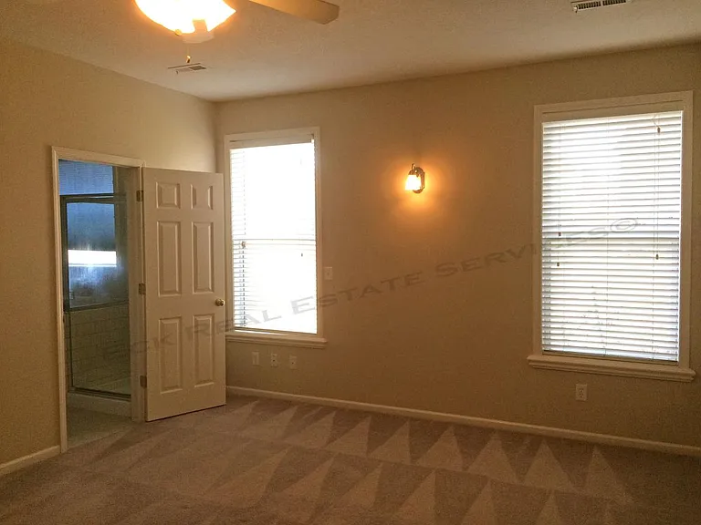 2520 Prairie Elm Dr — Photo 11