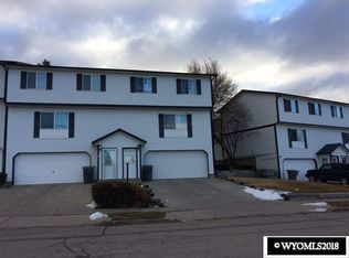 801 Sioux Dr, Evanston, WY 82930