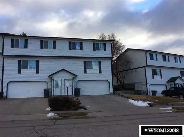 801 Sioux Dr, Evanston, WY 82930