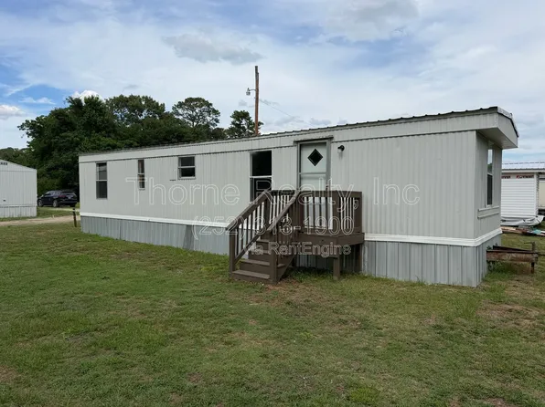 74 Clark St, Tarboro, NC 27886