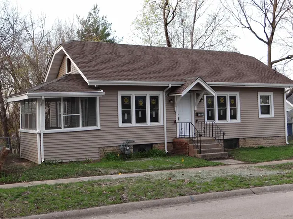 1611 Ashland Ave, Rockford, IL 61101