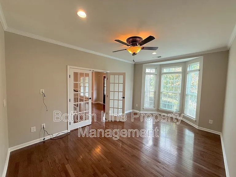 15007 Skypark Dr — Photo 6
