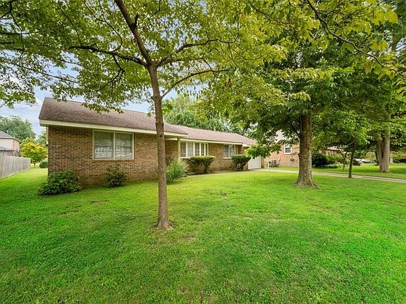 2nd image of 180 Cabell Dr