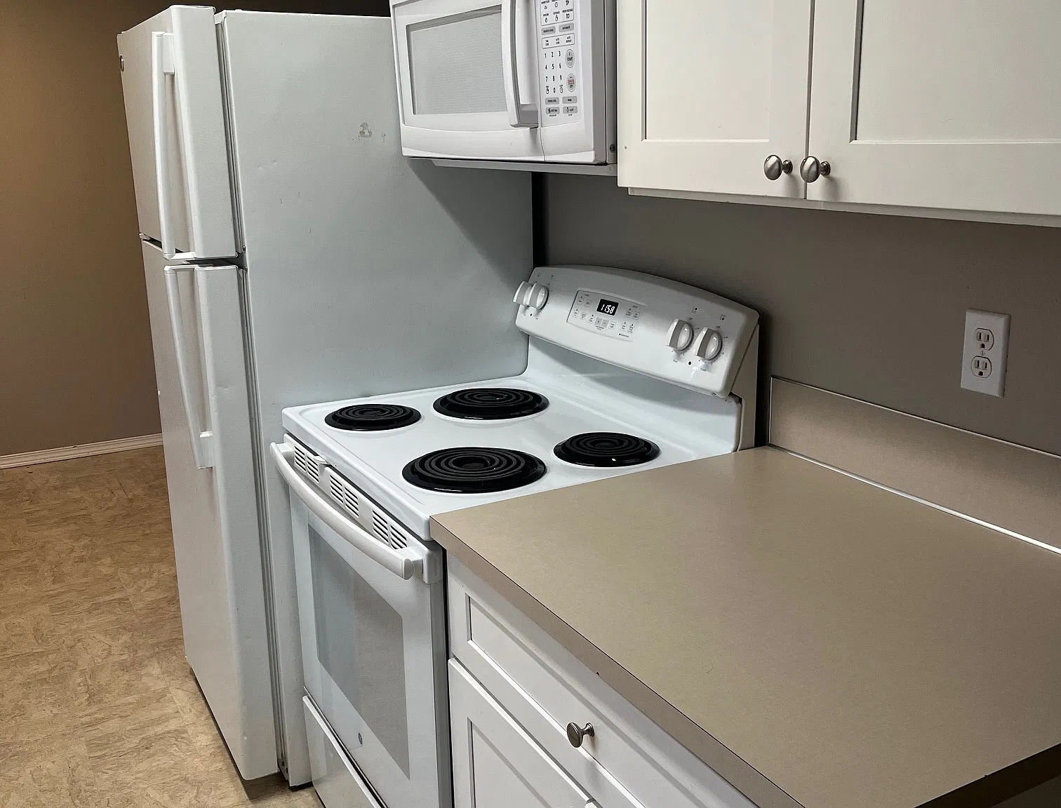 1 bed, 600 sqft, $1,600 — Photo 1