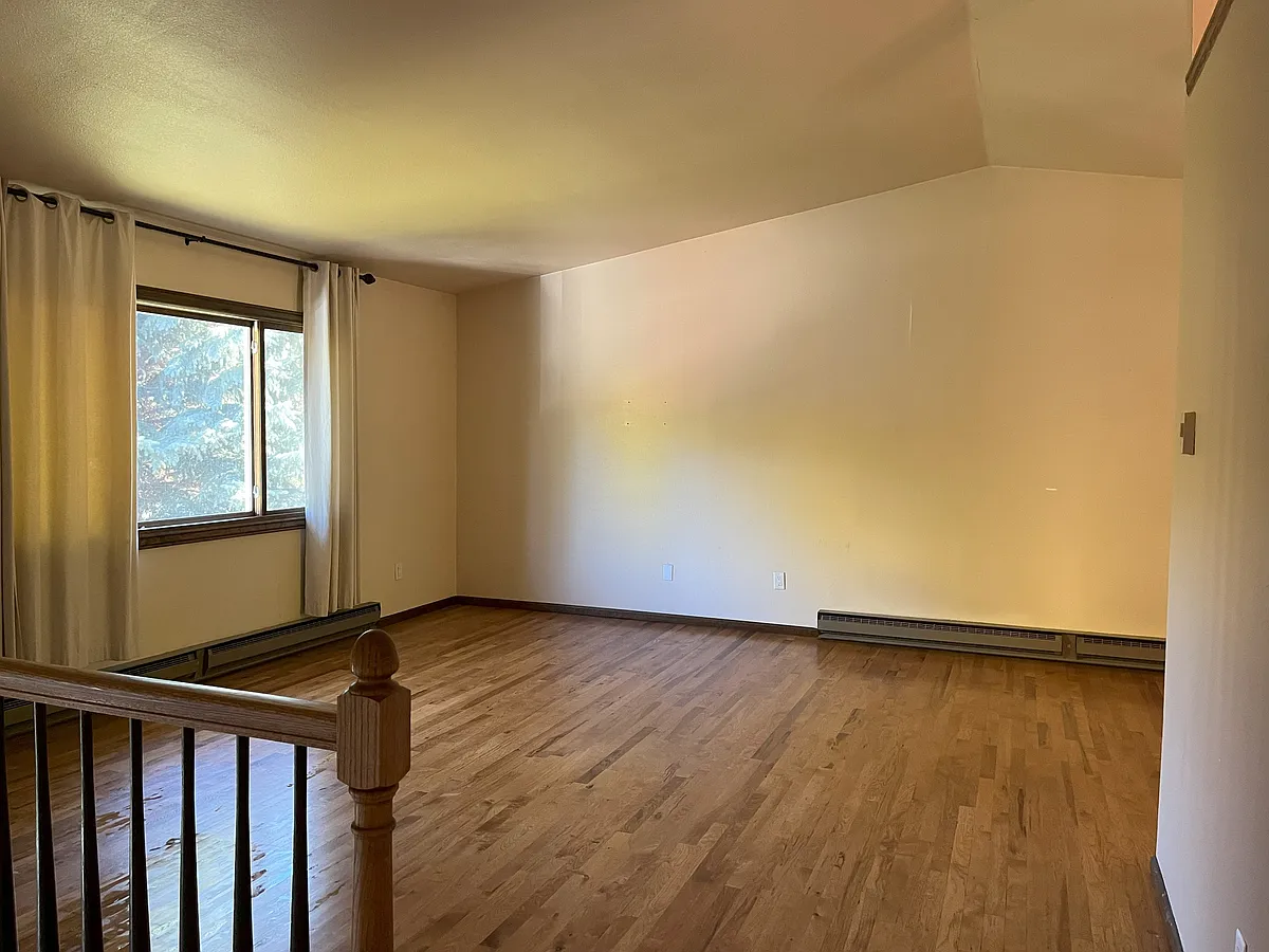 Building Photo - 2631 Brookwood Dr