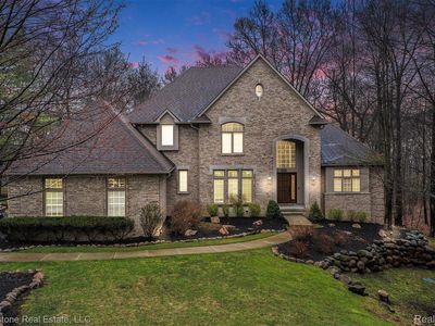 5099 Hilltop Estates Dr, Clarkston, MI, 48348