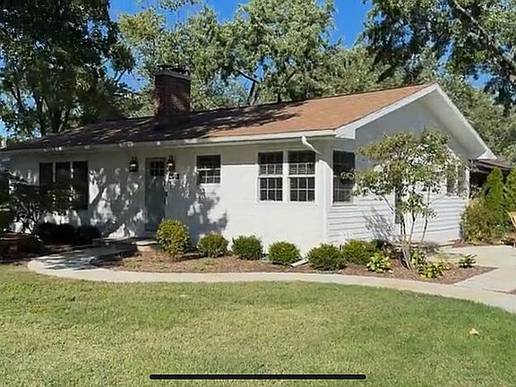 2nd image of 1545 Hadley Rd