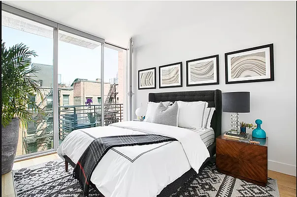 Rented by Compass | media 32