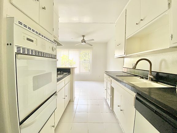 2nd image of 3514 Keystone Ave APT 8