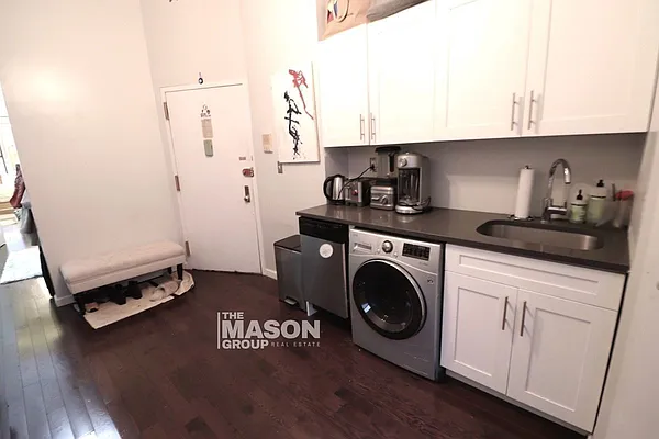 Rented by Mason Group LLC | media 20