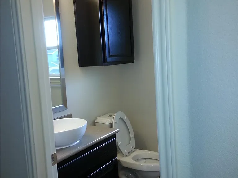 2504 McDonald Way — Photo 8